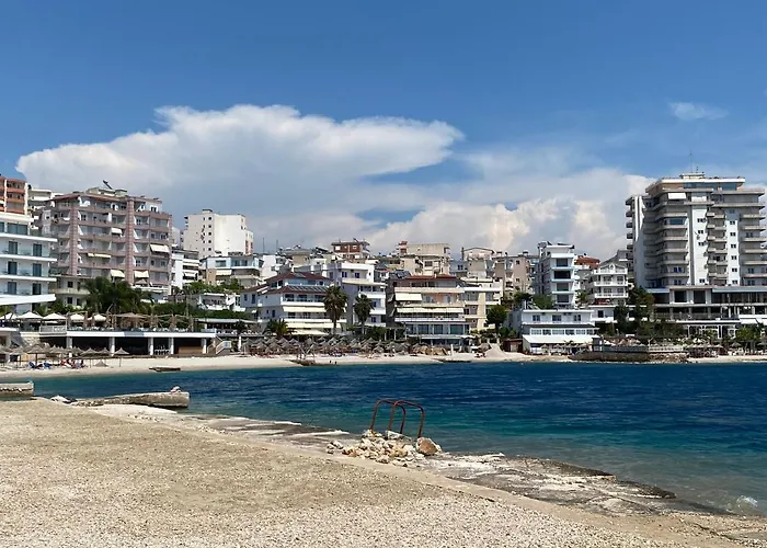 Sunny Apartament Saranda